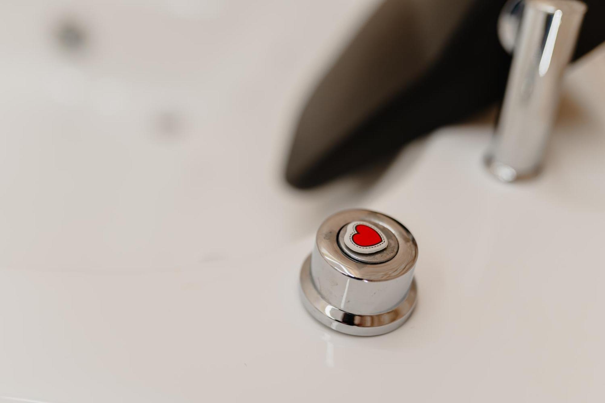 Luxuite Spa Con Piscina E Jacuzzi Αλμπερομπέλο Εξωτερικό φωτογραφία